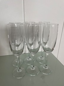 Sparkling wine glasses 40pcs ISK 3,000