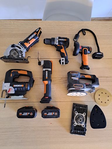 20v tools ISK 8,000