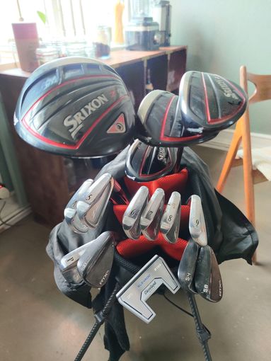 Golf set and carrier bag ISK 3,000